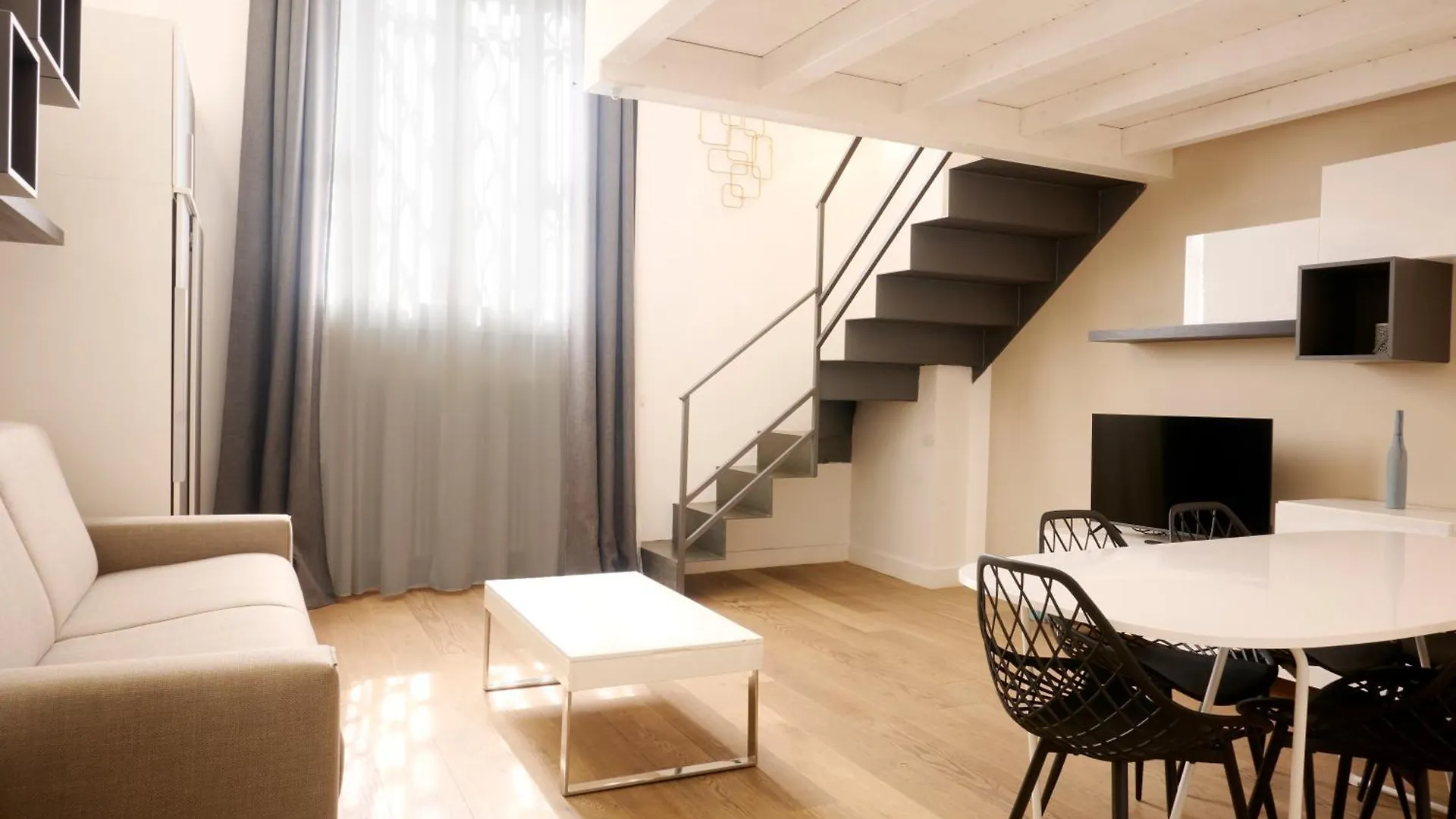 Milan Retreats Brera Apartment