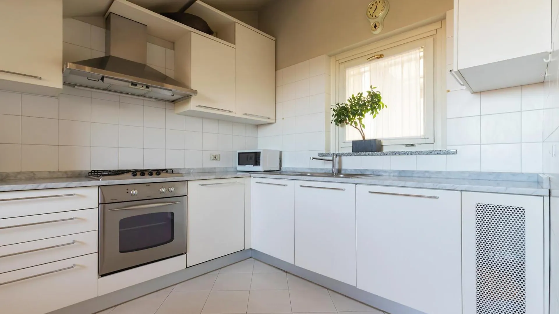 Milan Retreats Brera Apartment 0*,  Italy